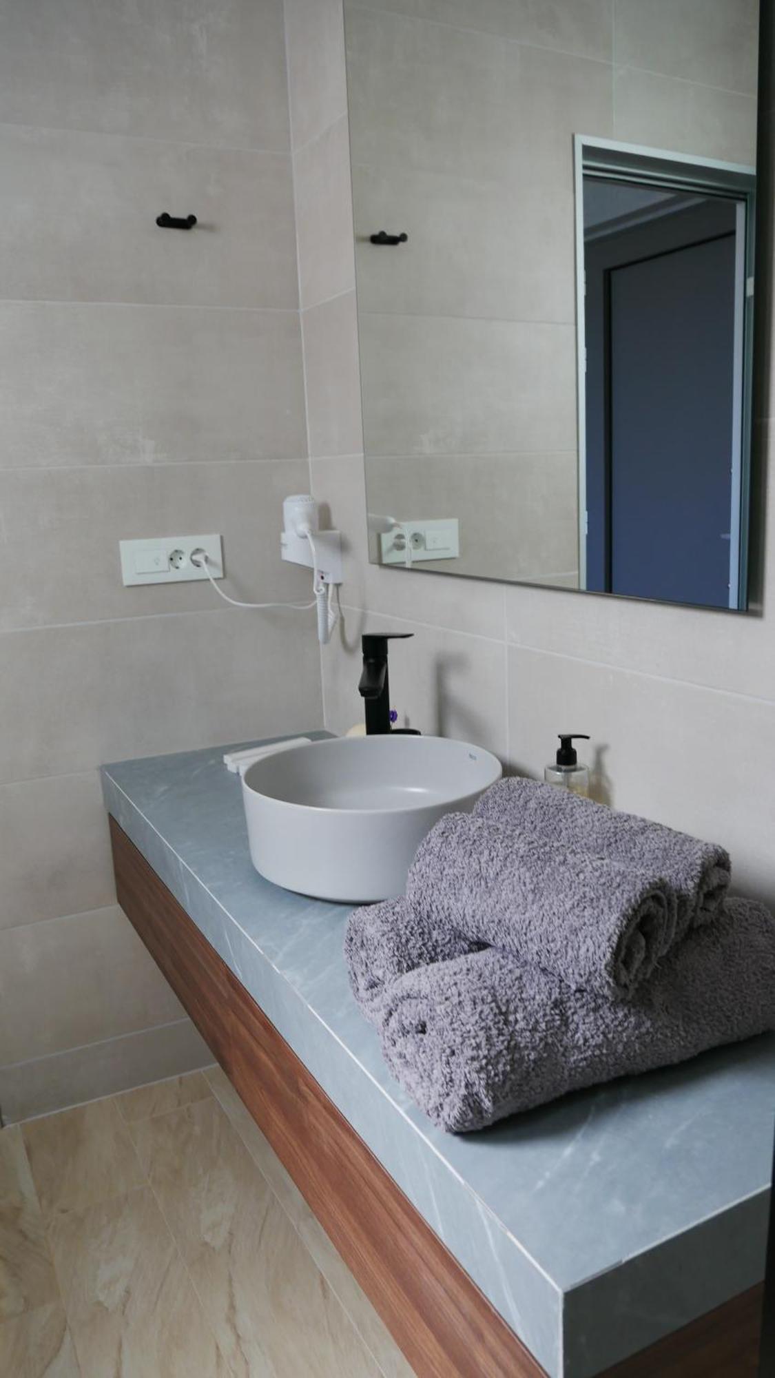 Amour Relax Hotel Almirida Esterno foto